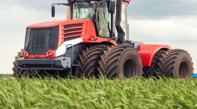 fermieri bani tractoare utilaje agricole