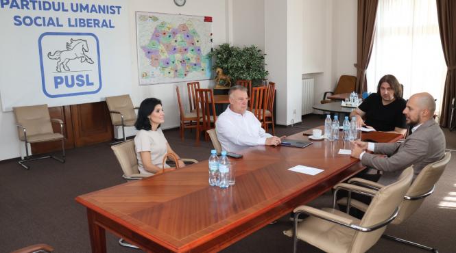 pusl discutii axate pe provocarile cu care se confrunta comertul electronic in romania