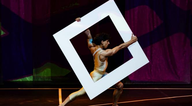 dindor ndor un spectacol de gigi caciuleanu cu premiera in fits deschide stagiunea 2024 2025 la teatrul de balet sibiu