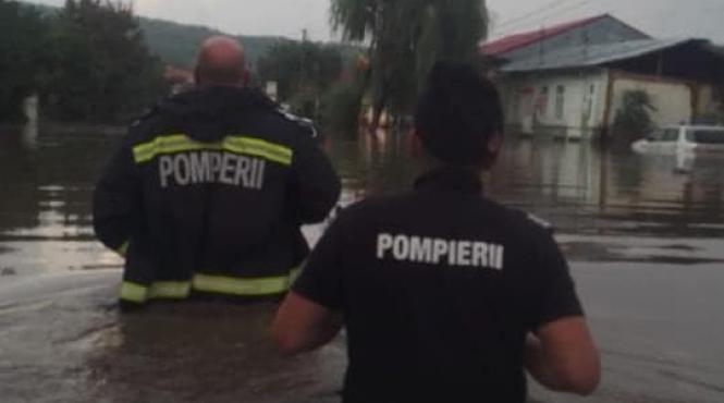 angajati mai localitati afectate inundatii persoane evacuate