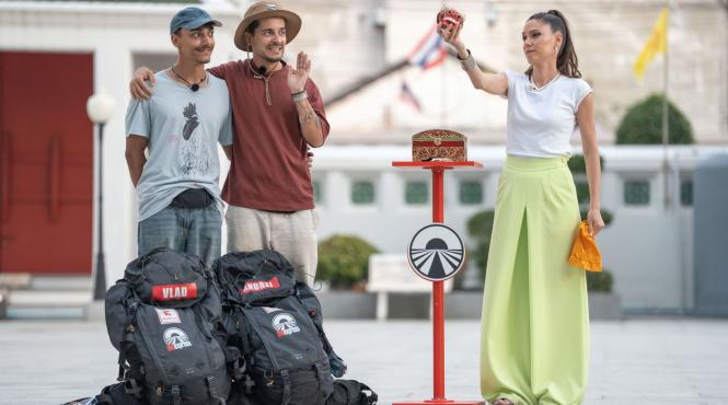 asia express lider de audienta andrei ursu si vlad condurache au parasit drumul zeilor la finalul etapei a treia