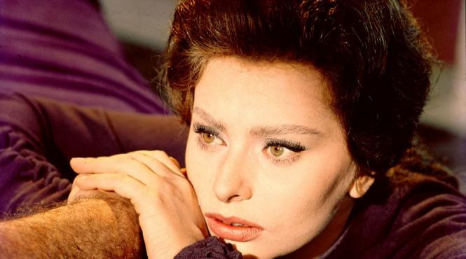 sophia loren implineste 90 ani