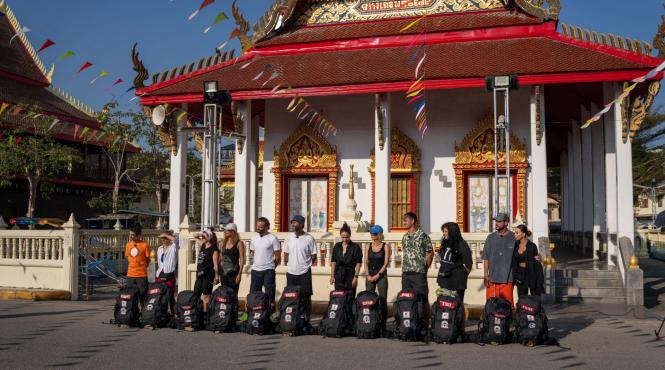 asia express lider de audienta victor si selina primii in cursa imunitatii presiunea creste la careul ultimei sanse ne simtim ca la un concurs de aruncat cutite