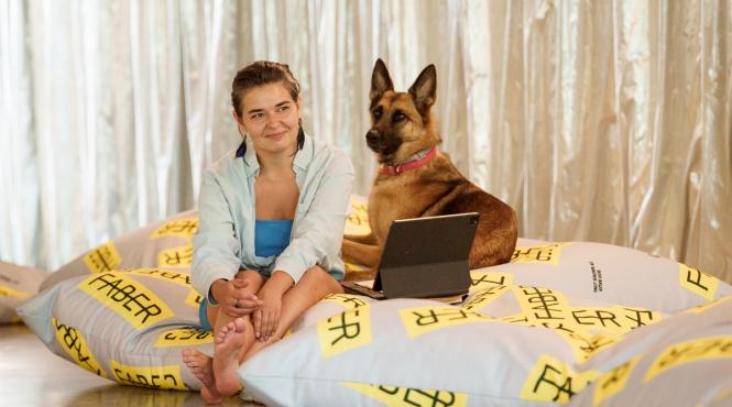 despre relatia dintre atentie si arta printr o serie de cinci evenimente developing art intre 26 29 septembrie la bucuresti