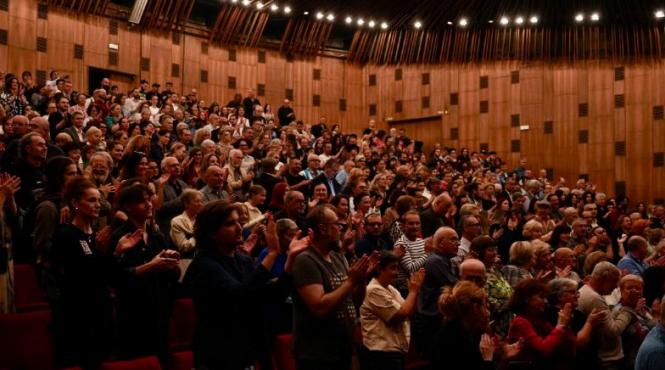 final emotionant pentru jubileul dedicat marelui regizor silviu purcarete la craiova