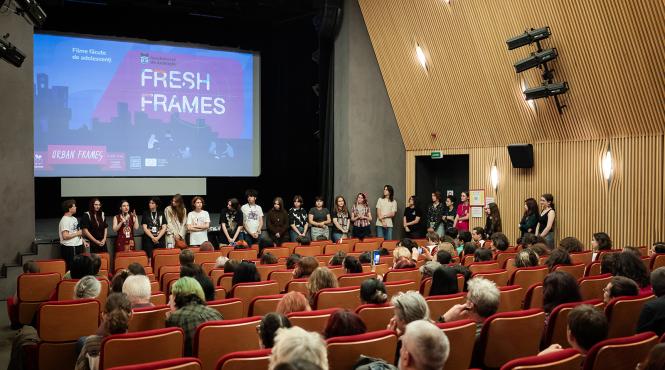 scurtmetrajul francez a very twisted tale a castigat marele trofeu animest 19 competitia romaneasca a fost castigata de fracti regizat de lavinia petrache ambele filme vor fi inscrise pe lista de filme eligibile la oscaruri