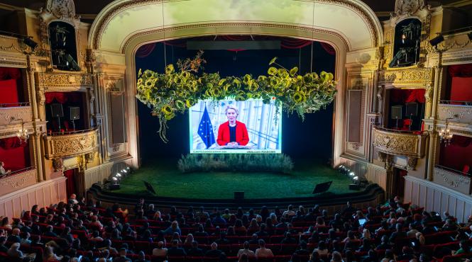 1 3 milioane de vizualizari online si peste 1500 de participanti offline in primele doua zile de climate change summit