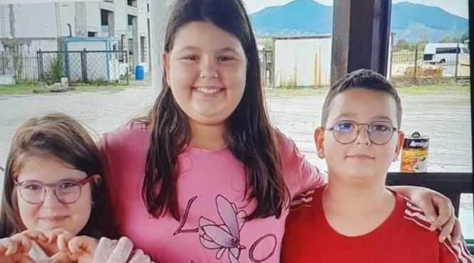 trei copii santandrei tatal lor echipa mixta