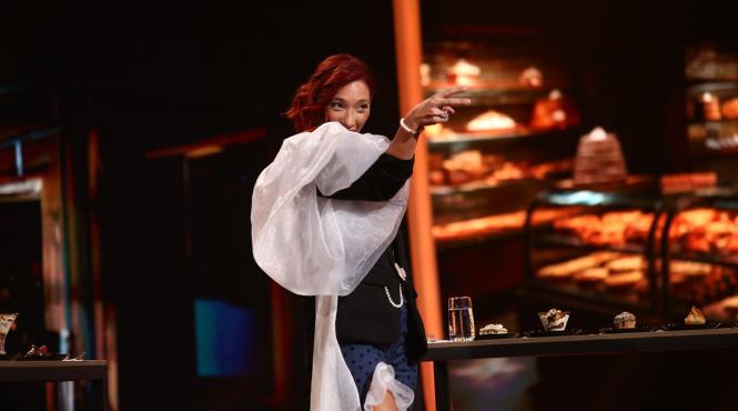 mariposa una dintre cele mai indragite concurente de la chefi la cutite vine sa i indulceasca pe juratii iumor in editia difuzata maine seara de la 20 00 la antena 1 delia in extaz daca vin pe scena am voie sa degust toate prajiturile