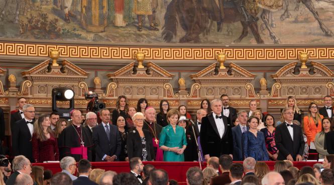 a xv a editie a concertului regal caritabil o editie a povestilor de succes