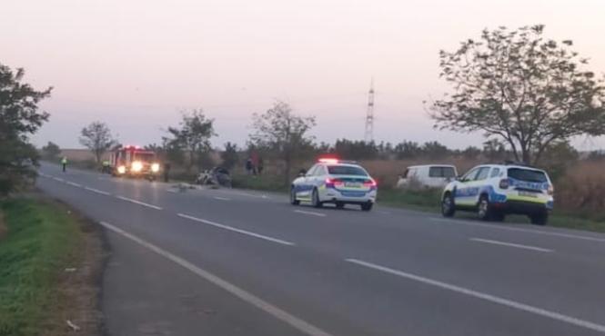 accident mortal bacau mort doi raniti masina rasturnat