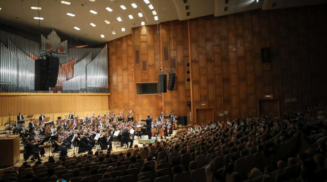 96 de ani de radio romania concert aniversar dirijat de cristian mandeal