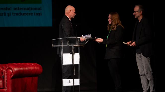 traducatorii bruno mazzoni si steinar lone castigatorii premiului icr pentru cea mai buna traducere a unei carti din limba romana intr o limba straina