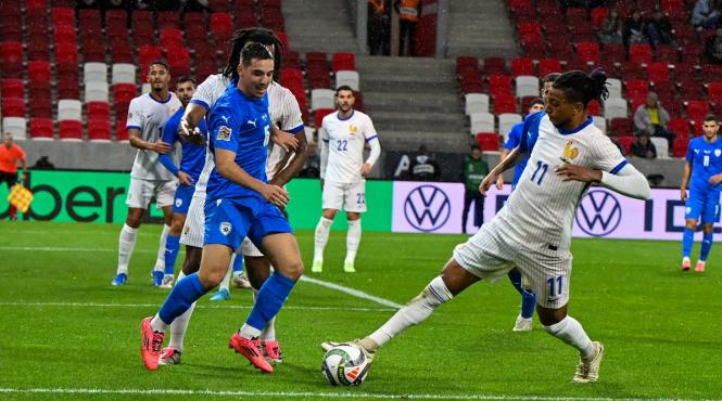 fluieraturi si huiduieli la meciul de fotbal franta israel