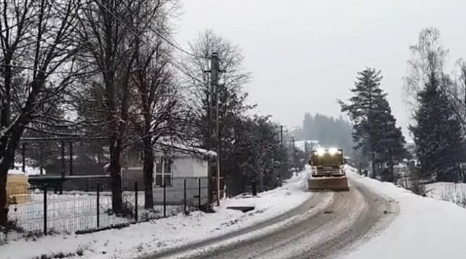 stanca cazut sosea vrancea ninge munte