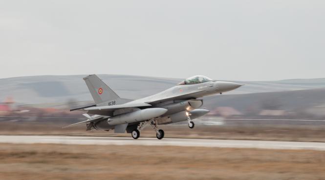 alte trei aeronave f 16 fighting falcon achizitionate romania aterizat campia turzii
