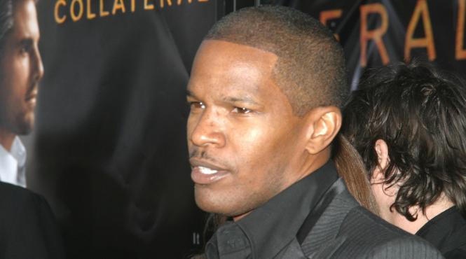 jamie foxx ranit lovit in fata pahar ziua lui
