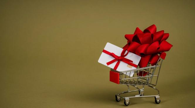 personalizarea experientei de apreciere a angajatilor prin carduri cadou