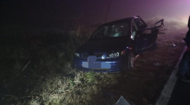 doi oameni raniti grav arges accident auto victima inconstienta