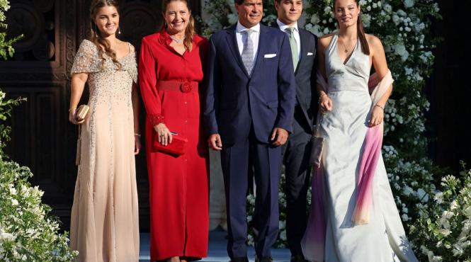 fosta familie regala a greciei redobandit cetatenia