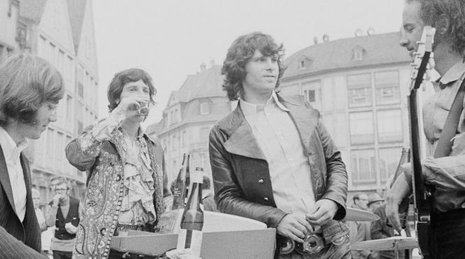 hotelul morrison los angeles celebru trupa the doors distrus incendiu