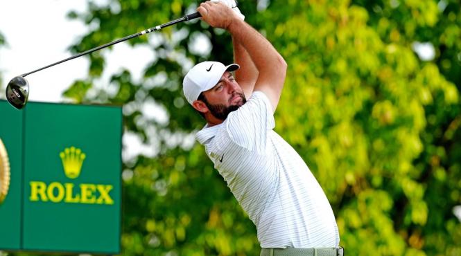 cel mai bun jucator de golf din lume s a accidentat in bucatarie