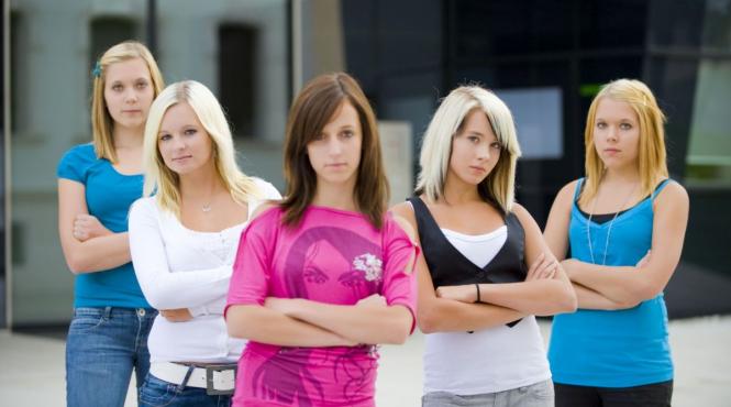 11 fraze copiii mari adulti folosesc manipulare parinti
