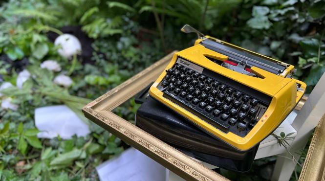 book art est un volum uluitor de arta cu si despre carti intre 15 ianuarie si 8 februarie la bucuresti