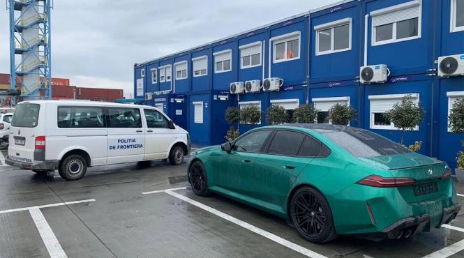 bolid de lux cautat in polonia descoperit in portul constanta