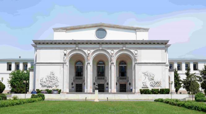 sindicalistii opera licitatie masini