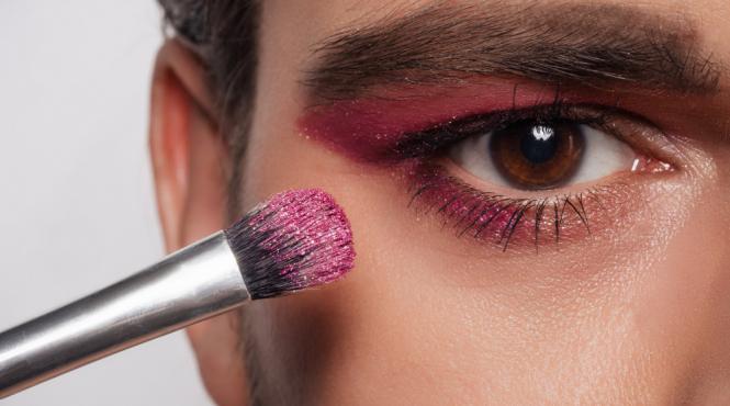 trucuri de machiaj pentru ochi mici cum sa iti evidentiezi privirea