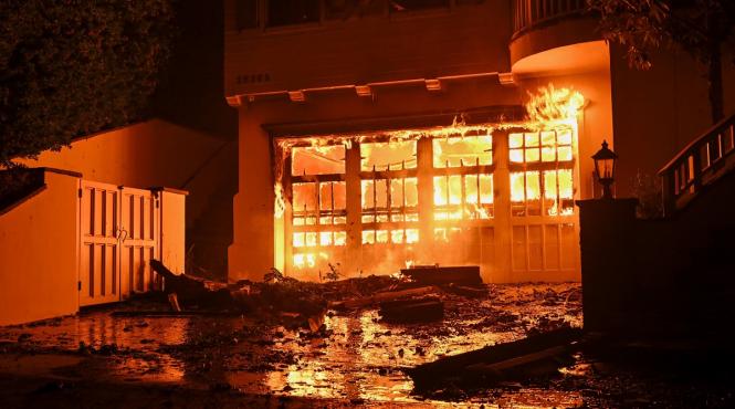 incendii los angeles complet sub control trei saptamani