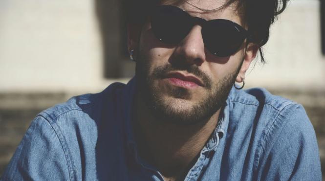 10 obiceiuri ale barbatilor care isi insala constant partenerele