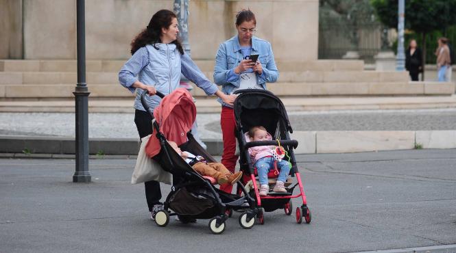situatie dramatica romania natalitatea cel mai scazut nivel ultimul secol