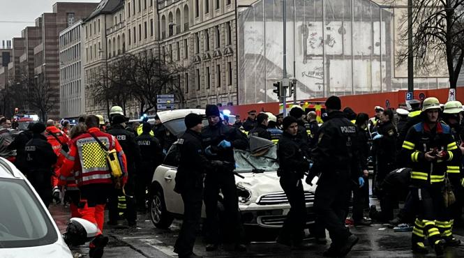 incident grav la munchen o masina a intrat in multime 20 raniti