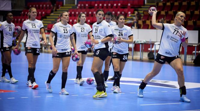 victorie a csm bucuresti in liga campionilor la handbal feminin