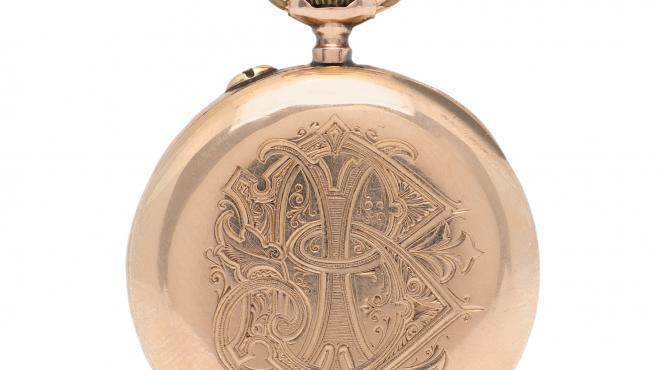 un tezaur amanetat ceasuri din aur realizate special pentru furnizori ai casei regale si un ceas din aur anume produs cu insemnele p c r la vanzare prin licitatie ce pret de pornire au cele mai valoroase piese