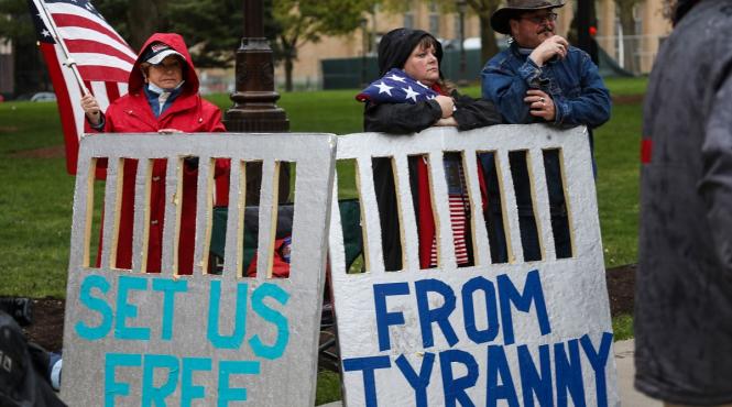 fara dictatori sua protestele contra musk soldate arestari