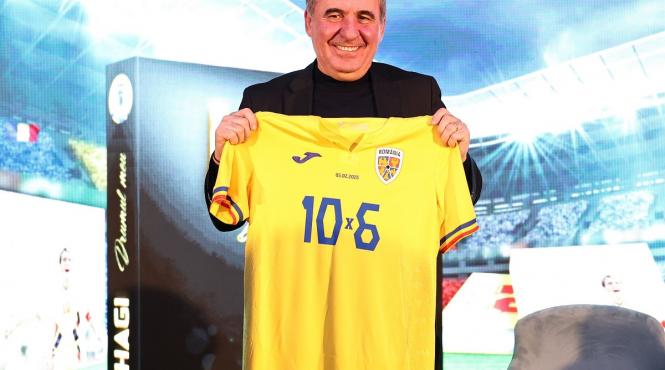 gheorghe hagi decorat cea mai inalta distinctie statul roman
