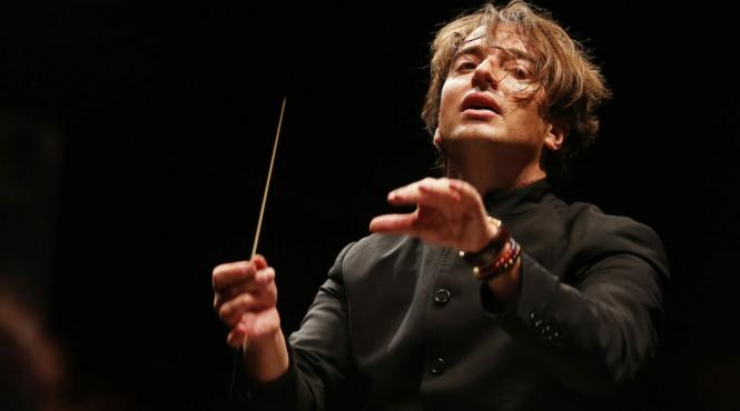 orchestra cor george enescu dirijorului jeremie rhorer violonista alexandra conunova ca solista