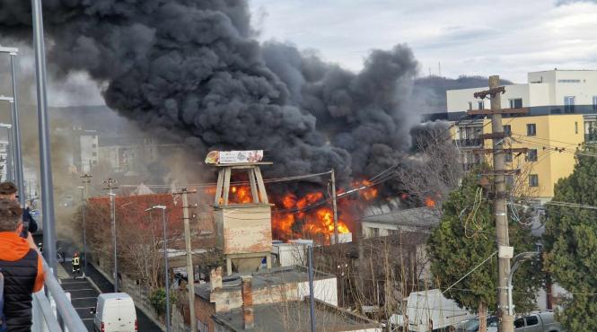 incendiu hala vopsitorie auto sibiu