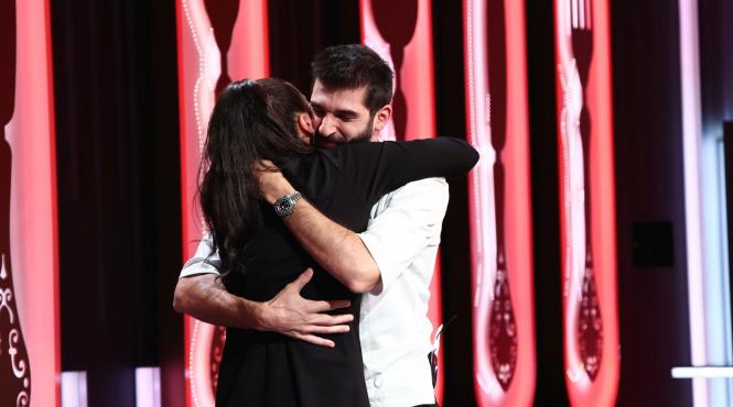 mama chef richard surpriza chefi cutite