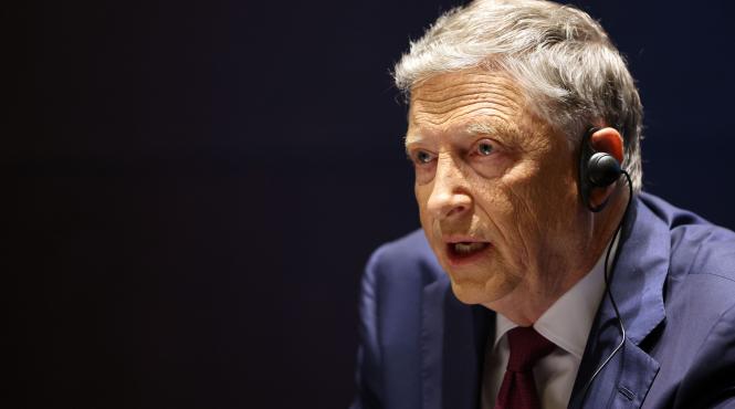 bill gates crede inteligenta artificiala va inlocui doctorii profesorii urmatorul deceniu