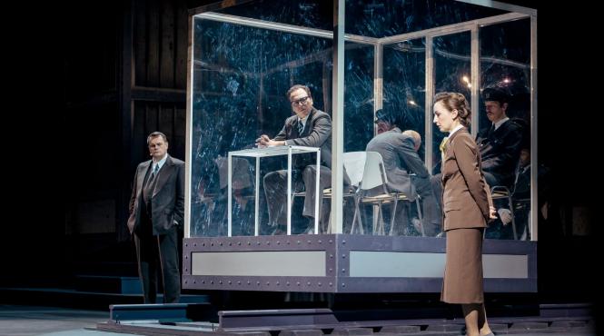 sold out pentru premiera absoluta a operei procesul lui eichmann de pe scena onb