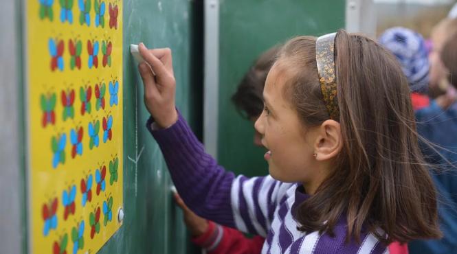 copii saraci servicii centre zi