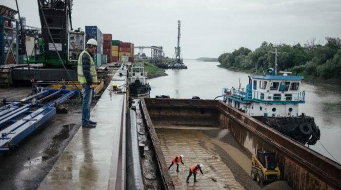 romania vrea cumpere singurul port republica moldova