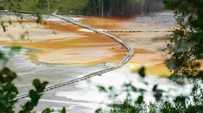 sanatate sol situri contaminate zone poluate