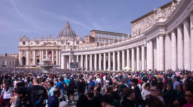 piata sfantul petru reculegere papa