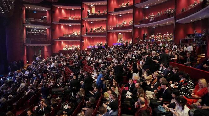 anul nou care n a fost r bogdan muresanu este marele castigator al premiilor gopo 2025