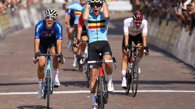 capra scapata control ciclist turul italiei